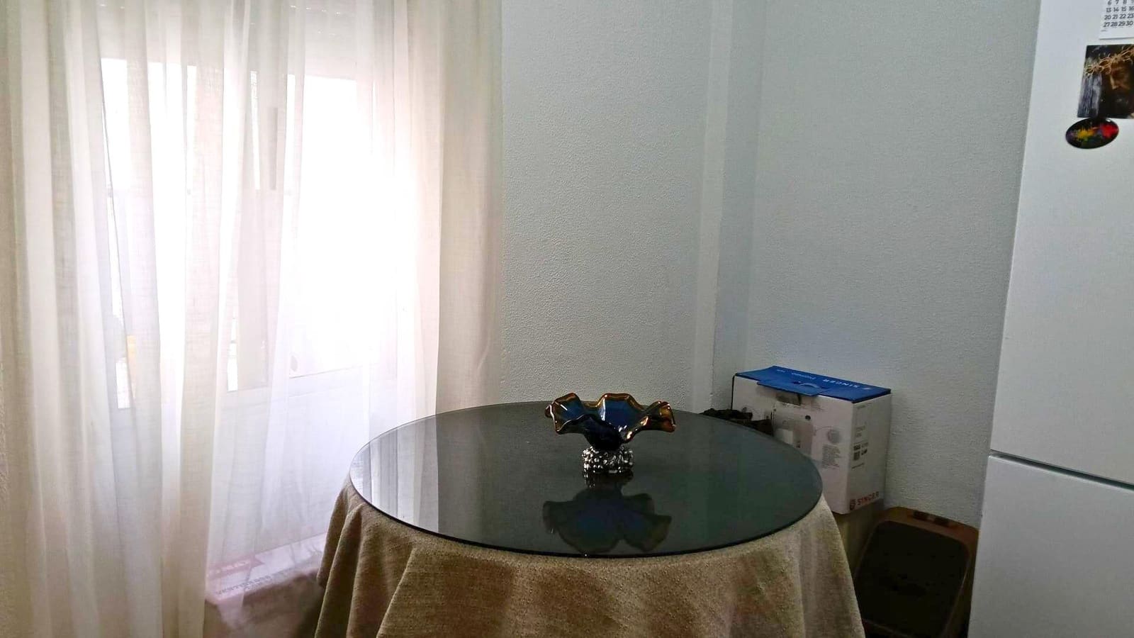 3 sovrum Lägenhet till salu i Cordoba stad - 115 000 € (Ref: 9440617)