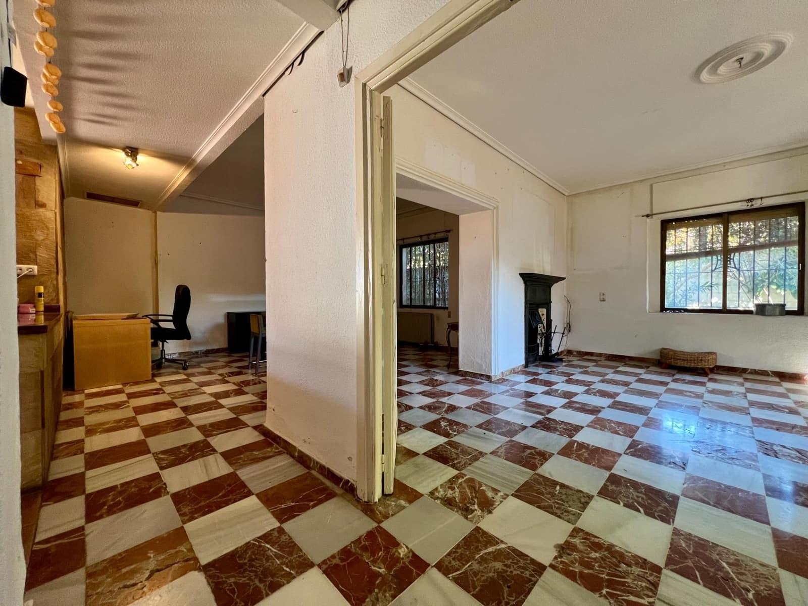 7 soveværelse Villa til salg i Cordoba by med swimmingpool - € 520.000 (Ref: 9440618)