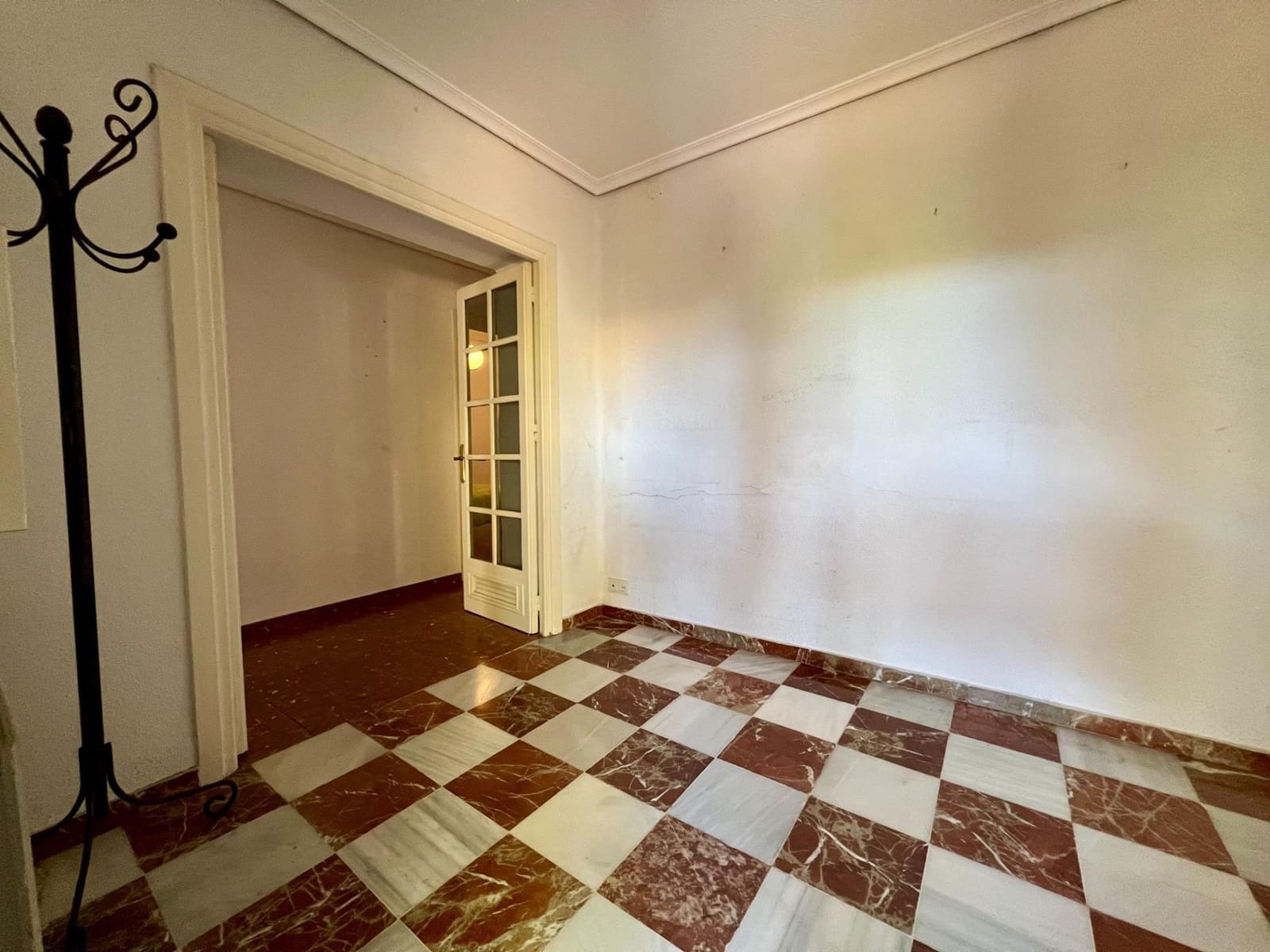 7 soveværelse Villa til salg i Cordoba by med swimmingpool - € 520.000 (Ref: 9440618)