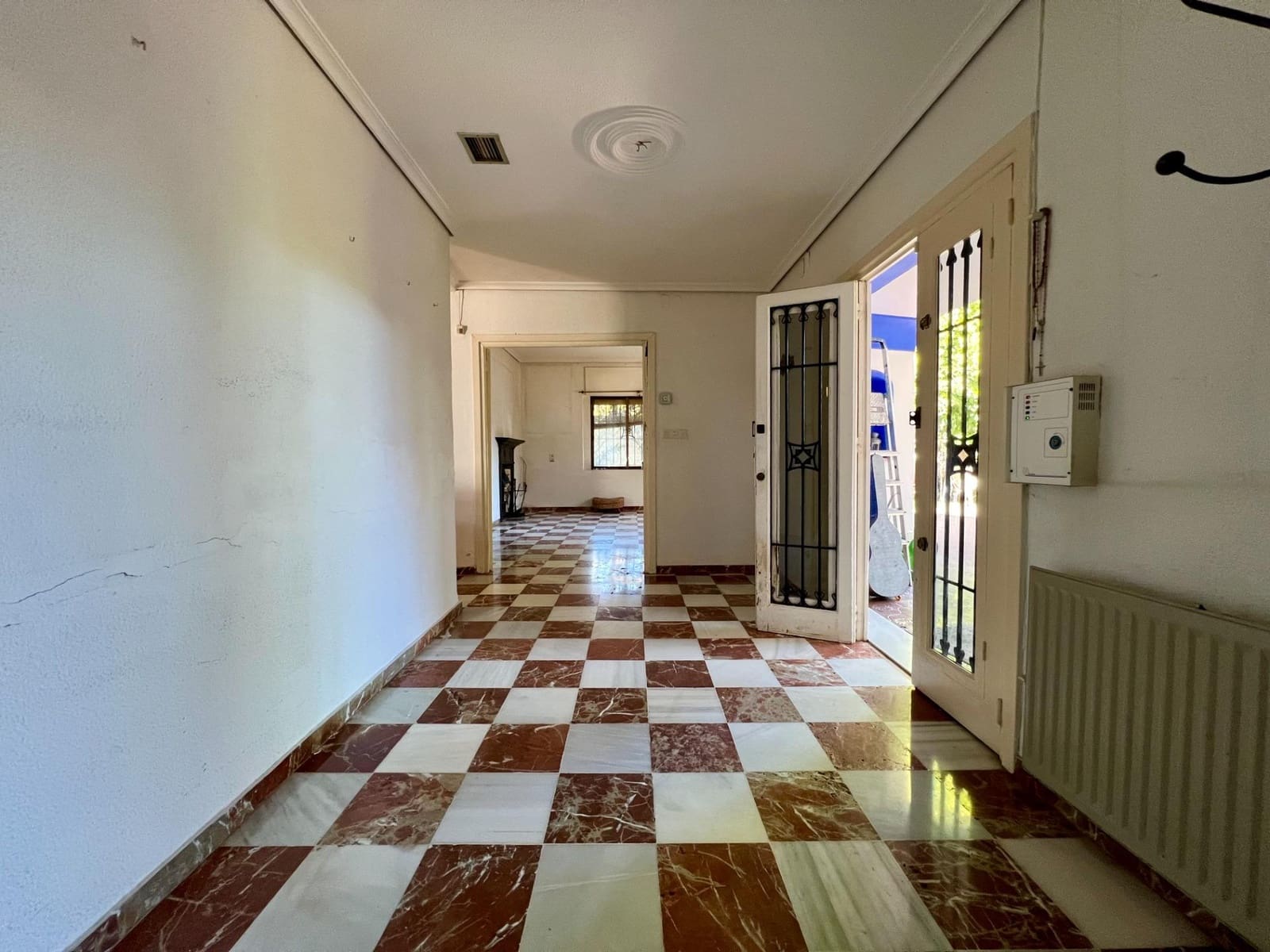 7 soveværelse Villa til salg i Cordoba by med swimmingpool - € 520.000 (Ref: 9440618)