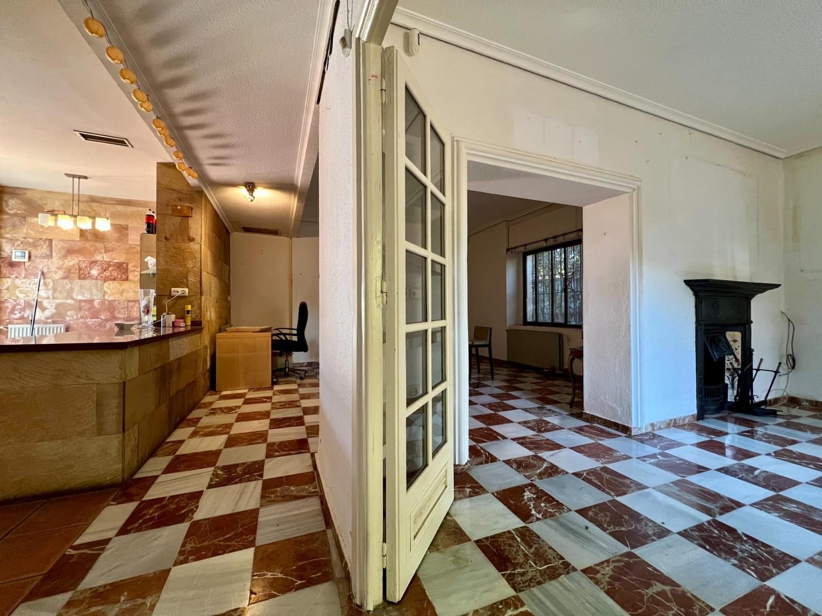 7 soveværelse Villa til salg i Cordoba by med swimmingpool - € 520.000 (Ref: 9440618)