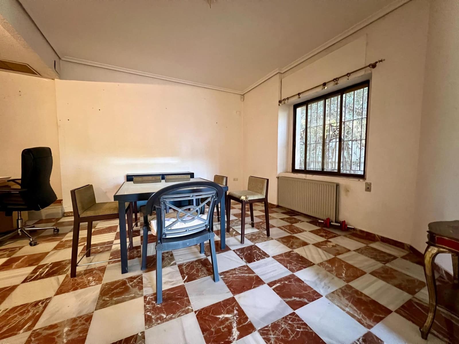 7 soveværelse Villa til salg i Cordoba by med swimmingpool - € 520.000 (Ref: 9440618)