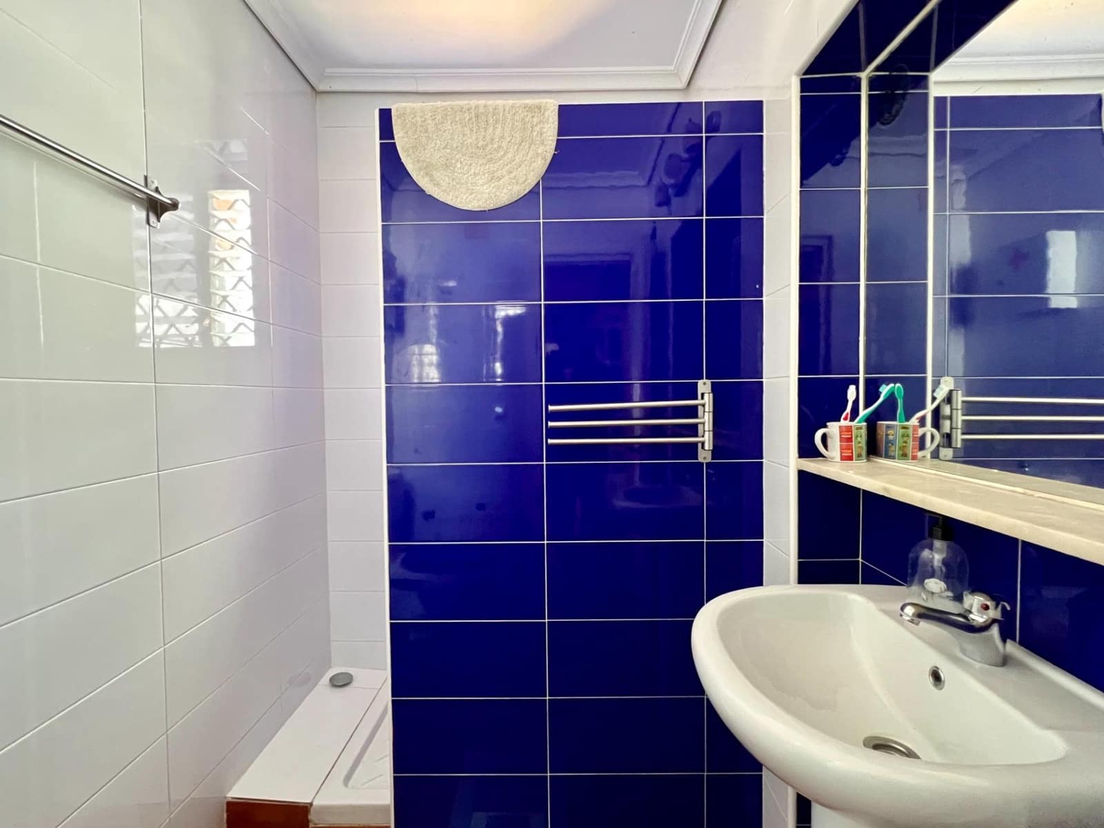 7 soveværelse Villa til salg i Cordoba by med swimmingpool - € 520.000 (Ref: 9440618)