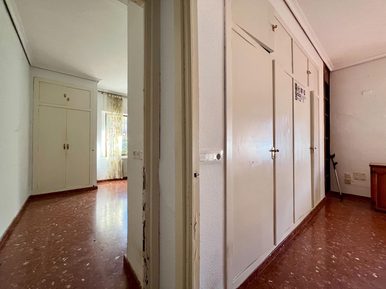 7 soveværelse Villa til salg i Cordoba by med swimmingpool - € 520.000 (Ref: 9440618)