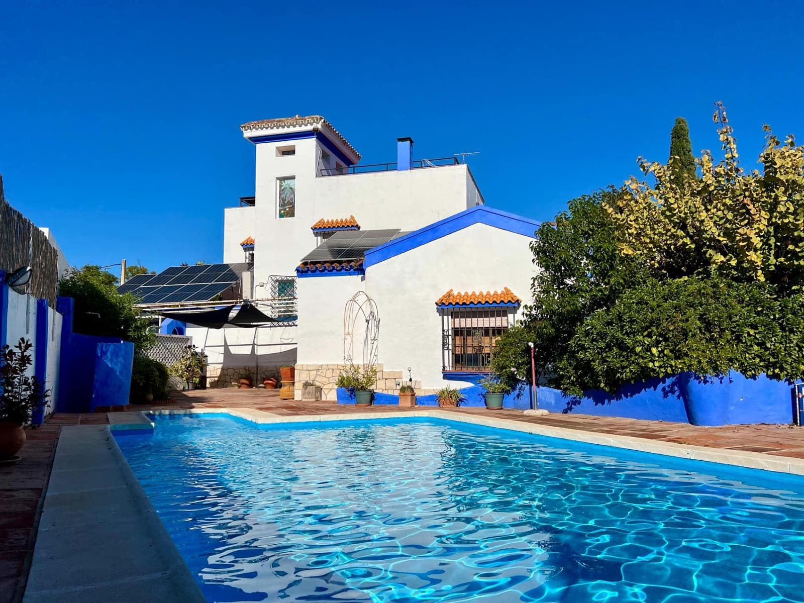 7 soveværelse Villa til salg i Cordoba by med swimmingpool - € 520.000 (Ref: 9440618)