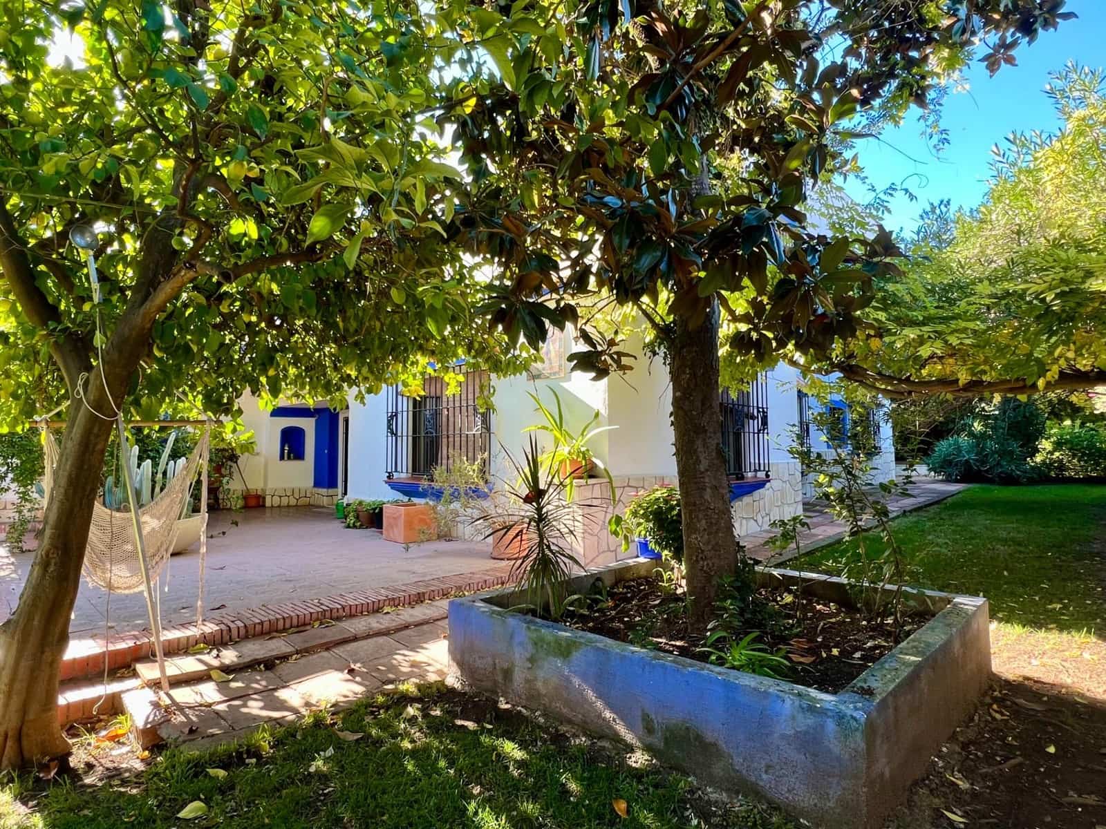 7 soveværelse Villa til salg i Cordoba by med swimmingpool - € 520.000 (Ref: 9440618)