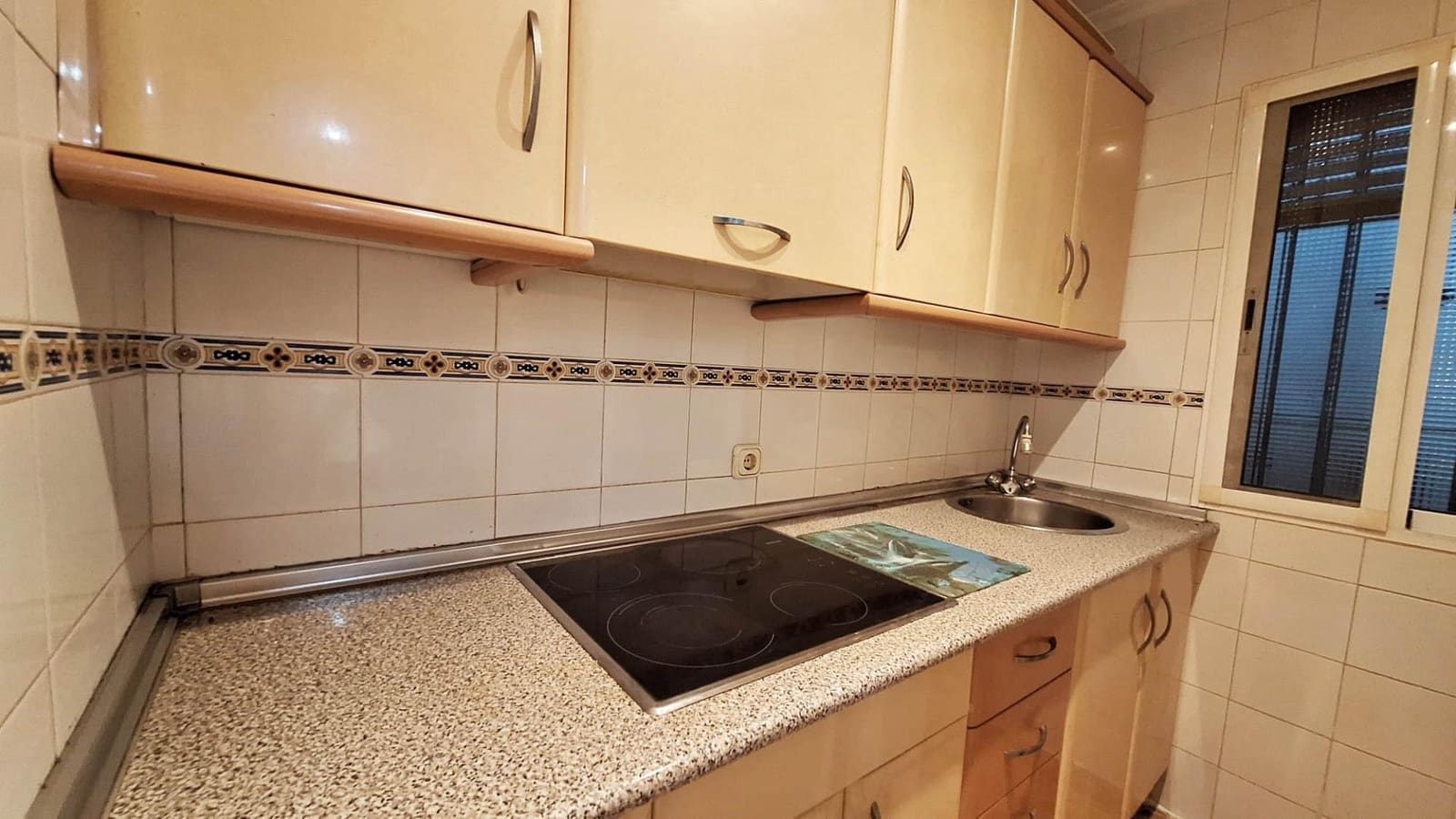 1 soverom Leilighet til salgs i Cordoba by - € 94 500 (Ref: 9441395)