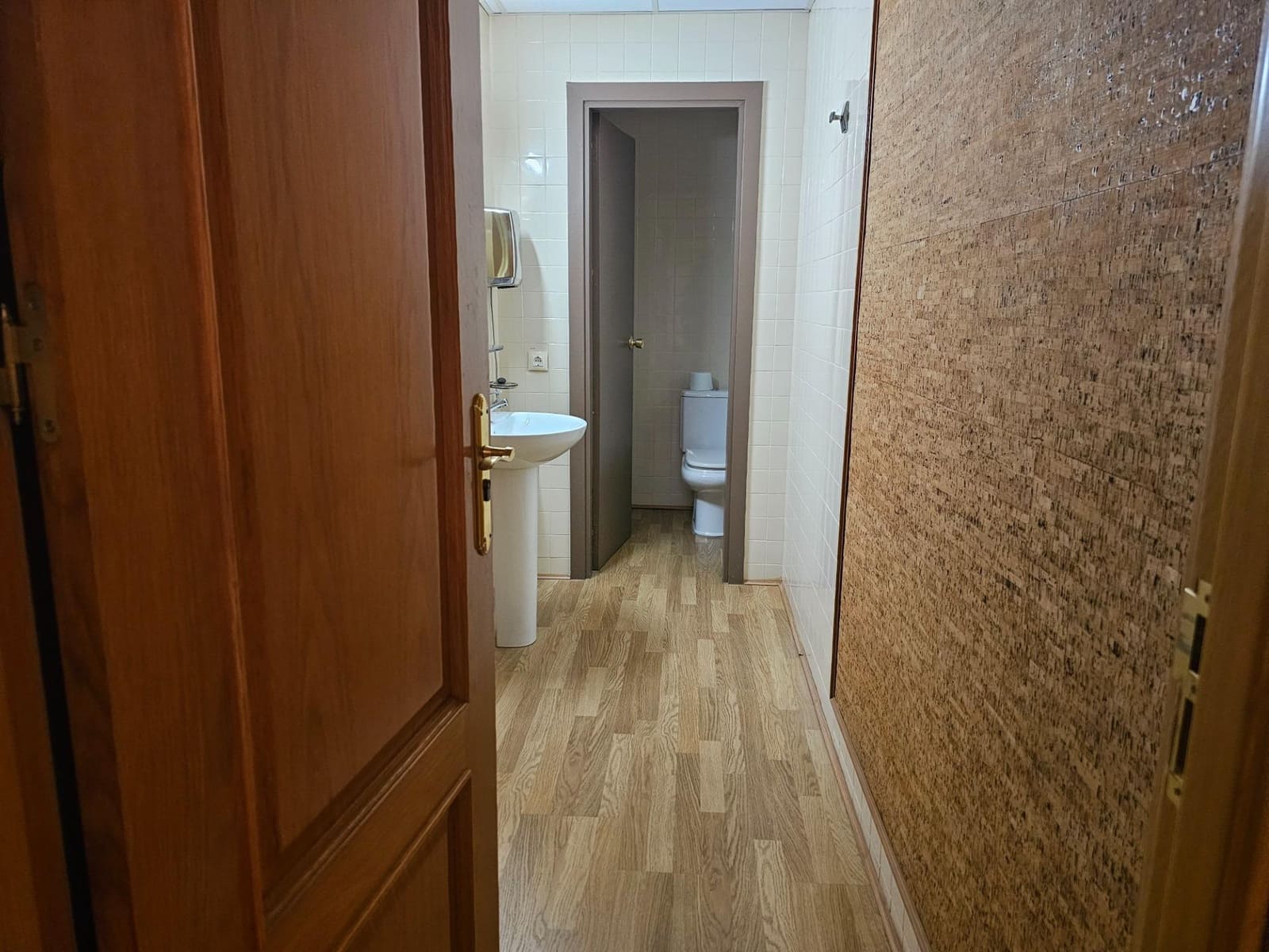 4 chambre Bureau à vendre à Cordoue ville - 224 900 € (Ref: 9443344)