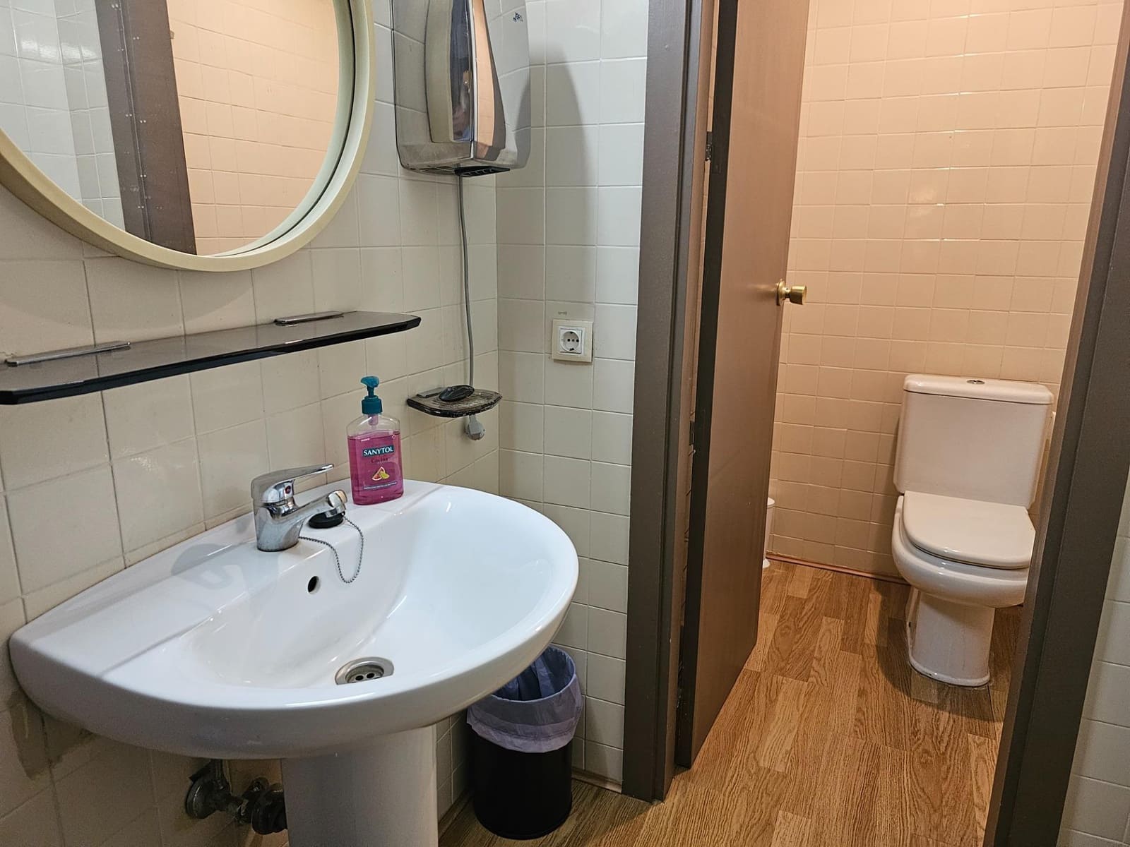 4 chambre Bureau à vendre à Cordoue ville - 224 900 € (Ref: 9443344)