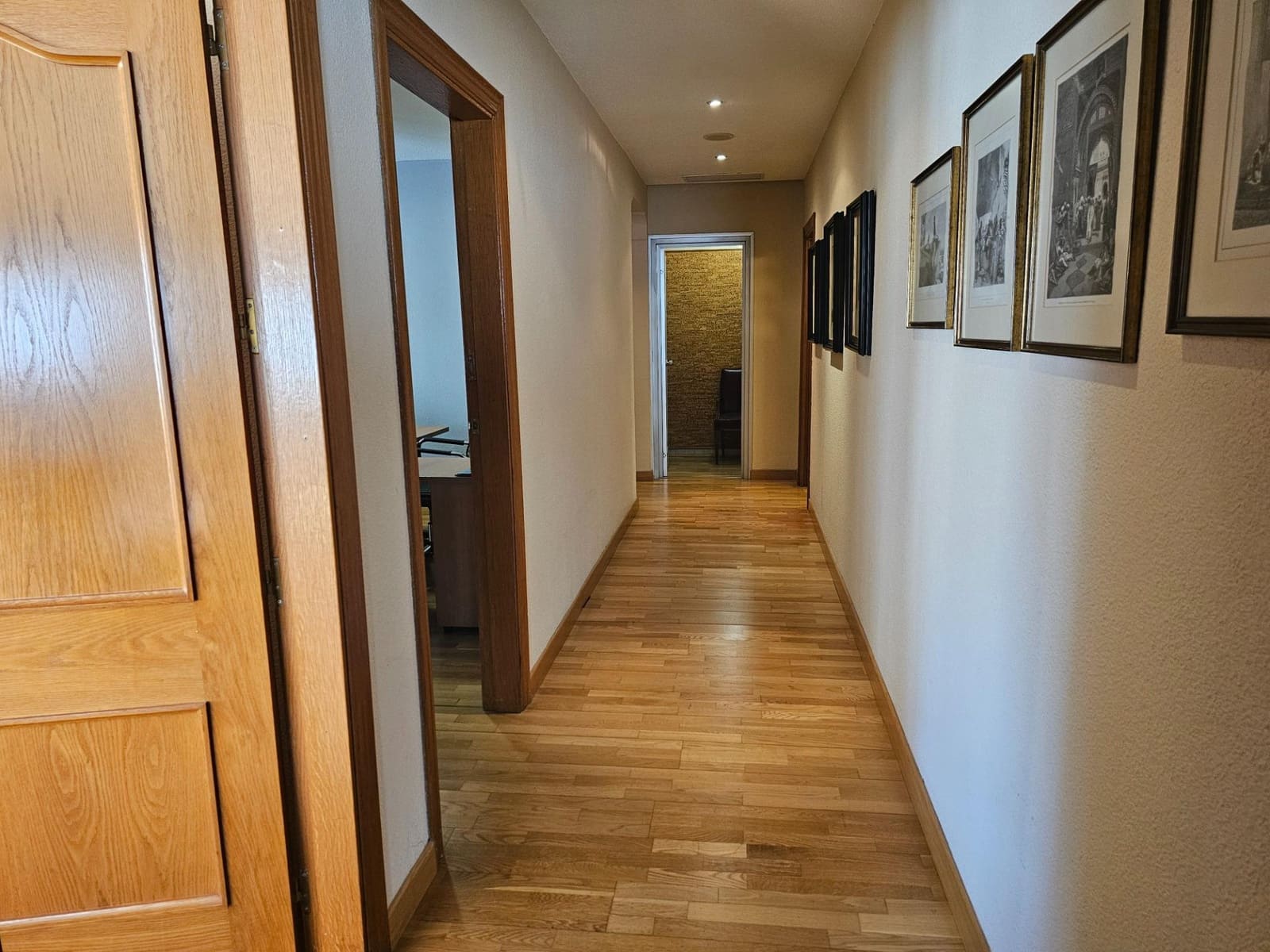 4 chambre Bureau à vendre à Cordoue ville - 224 900 € (Ref: 9443344)