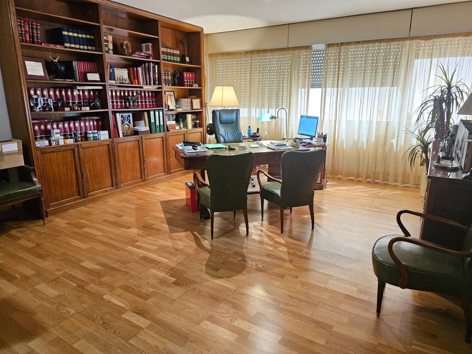 4 chambre Bureau à vendre à Cordoue ville - 224 900 € (Ref: 9443344)