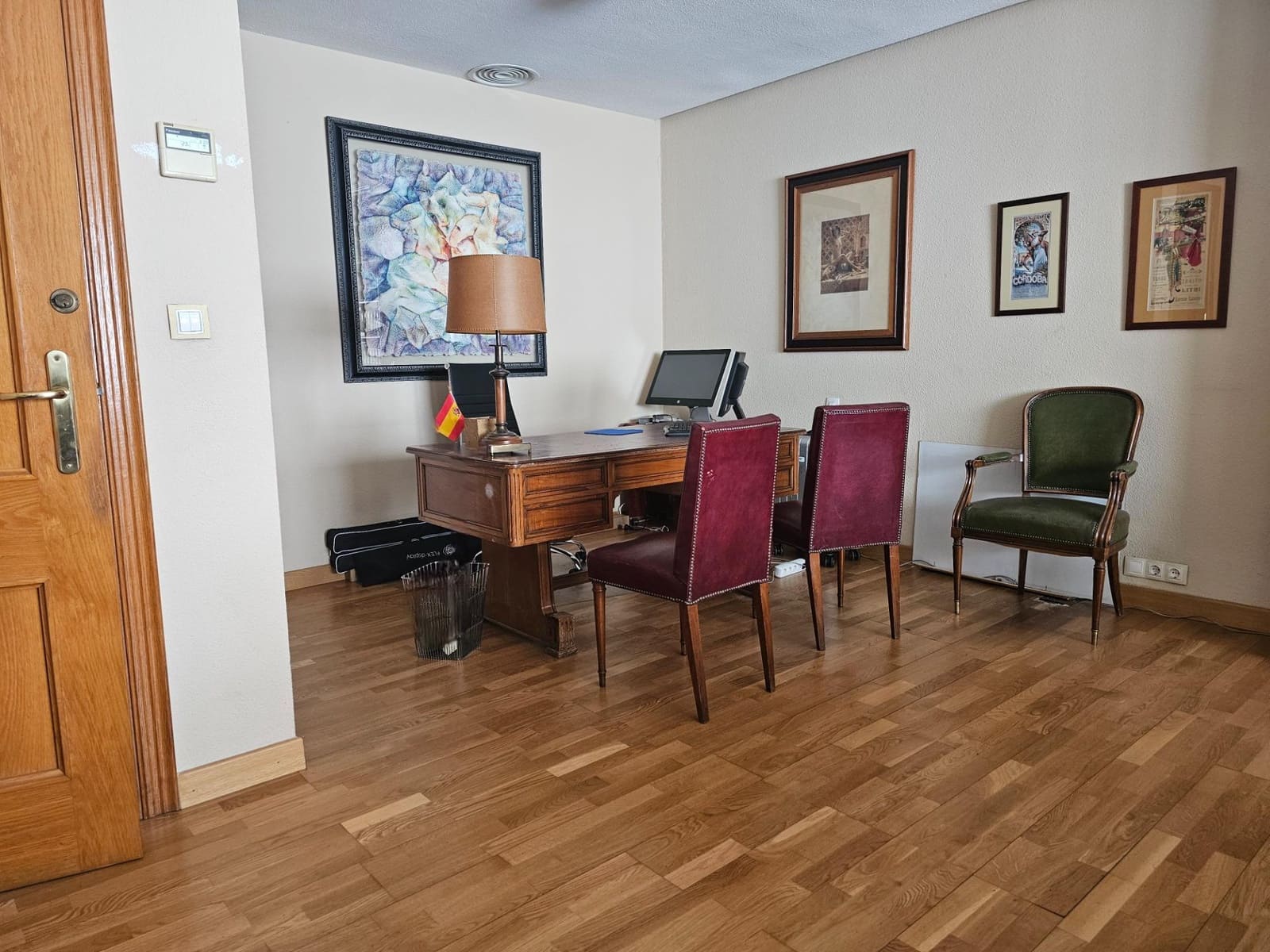 4 chambre Bureau à vendre à Cordoue ville - 224 900 € (Ref: 9443344)