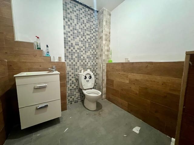 Biznes na sprzedaż w Miasto Kordoba - 108 000 € (Ref: 9446439)