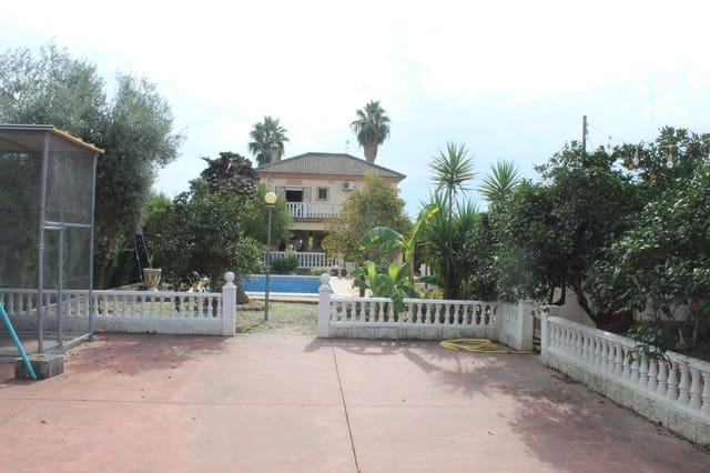 4 Zimmer Villa zu verkaufen in El Higueron, Córdoba Stadt mit Pool - 165.000 € (Ref: 9446441)