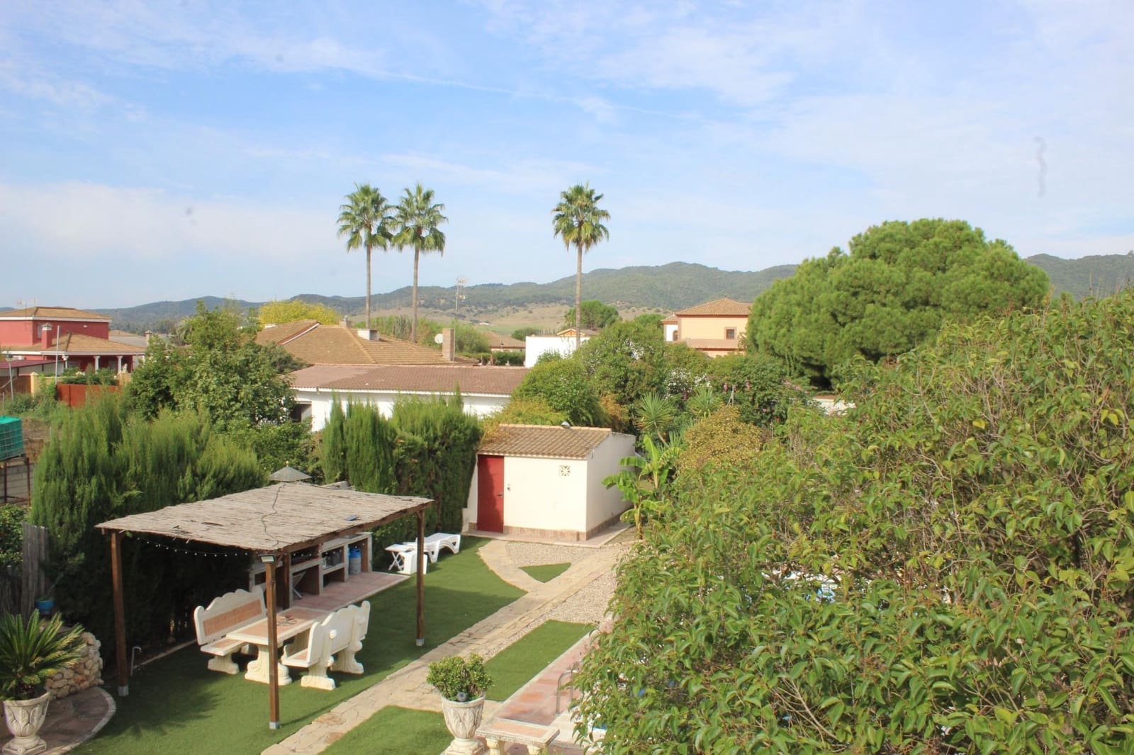 4 Zimmer Villa zu verkaufen in El Higueron mit Pool - 165.000 € (Ref: 9446441)