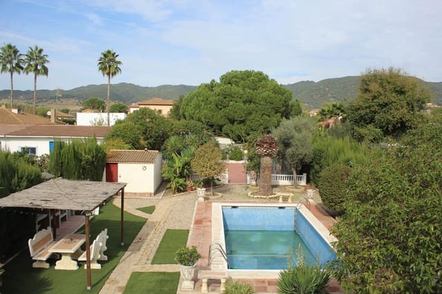 4 Zimmer Villa zu verkaufen in El Higueron, Córdoba Stadt mit Pool - 165.000 € (Ref: 9446441)