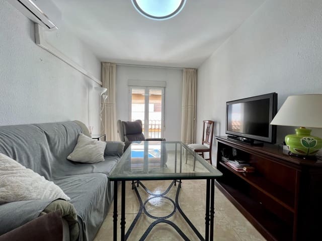 4 Zimmer Wohnung zu vermieten in Córdoba Stadt - 240 € (Ref: 9446442)