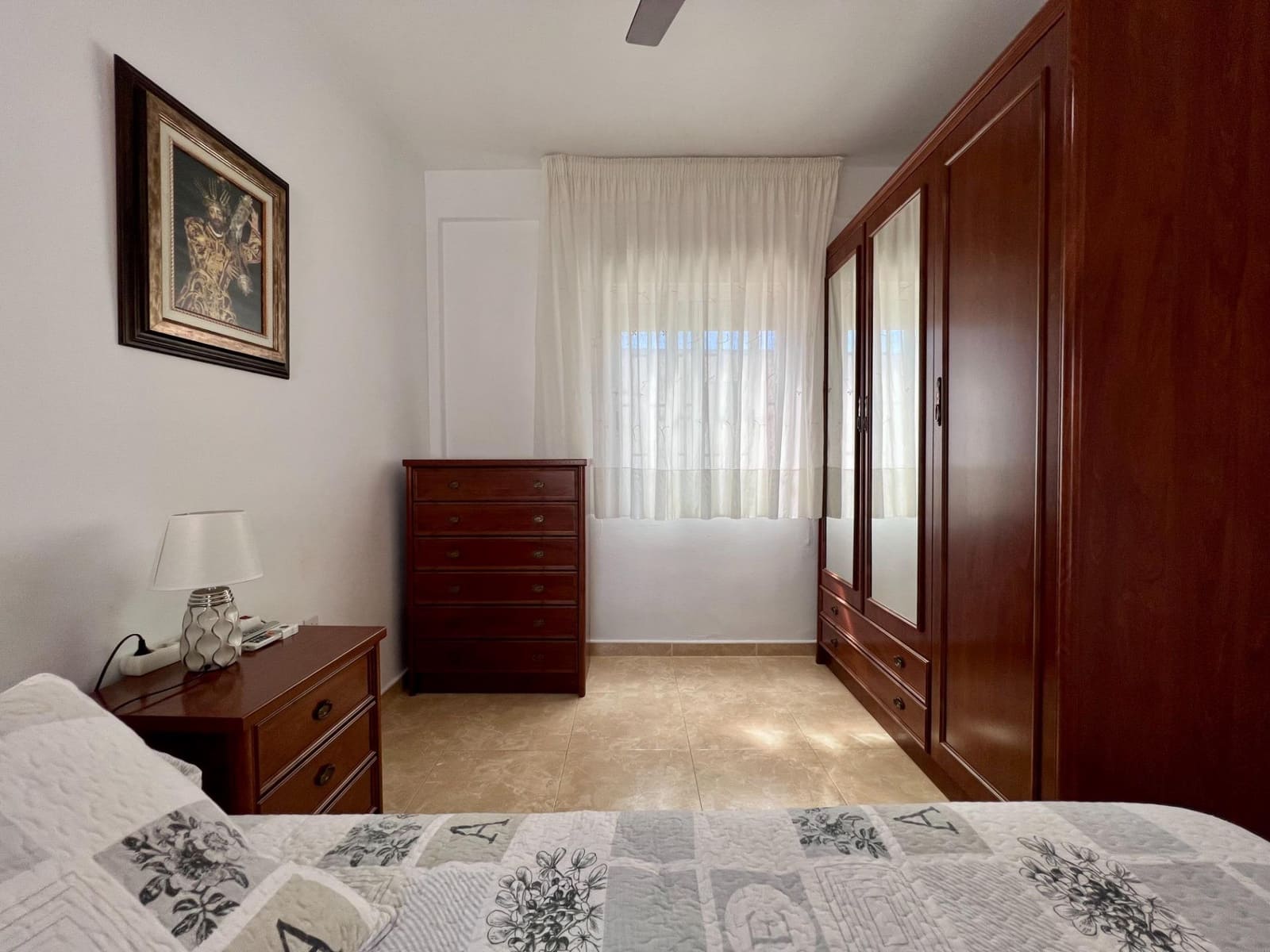 4 Zimmer Wohnung zu vermieten in Cordoba Stadt - 240 € (Ref: 9446442)