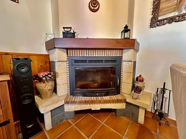 6 soverom Hus til salgs i Fuente Obejuna med garasje - € 140 000 (Ref: 9449395)