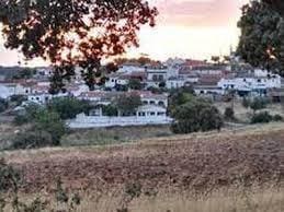 6 bedroom Townhouse for sale in Fuente Obejuna with garage - € 140,000 (Ref: 9449395)