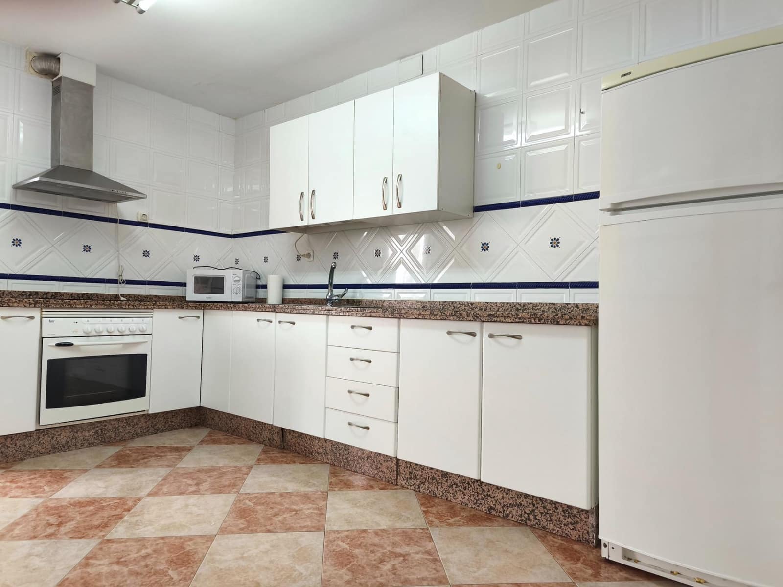 3 soverom Hus til salgs i La Carlota - € 155 000 (Ref: 9451105)