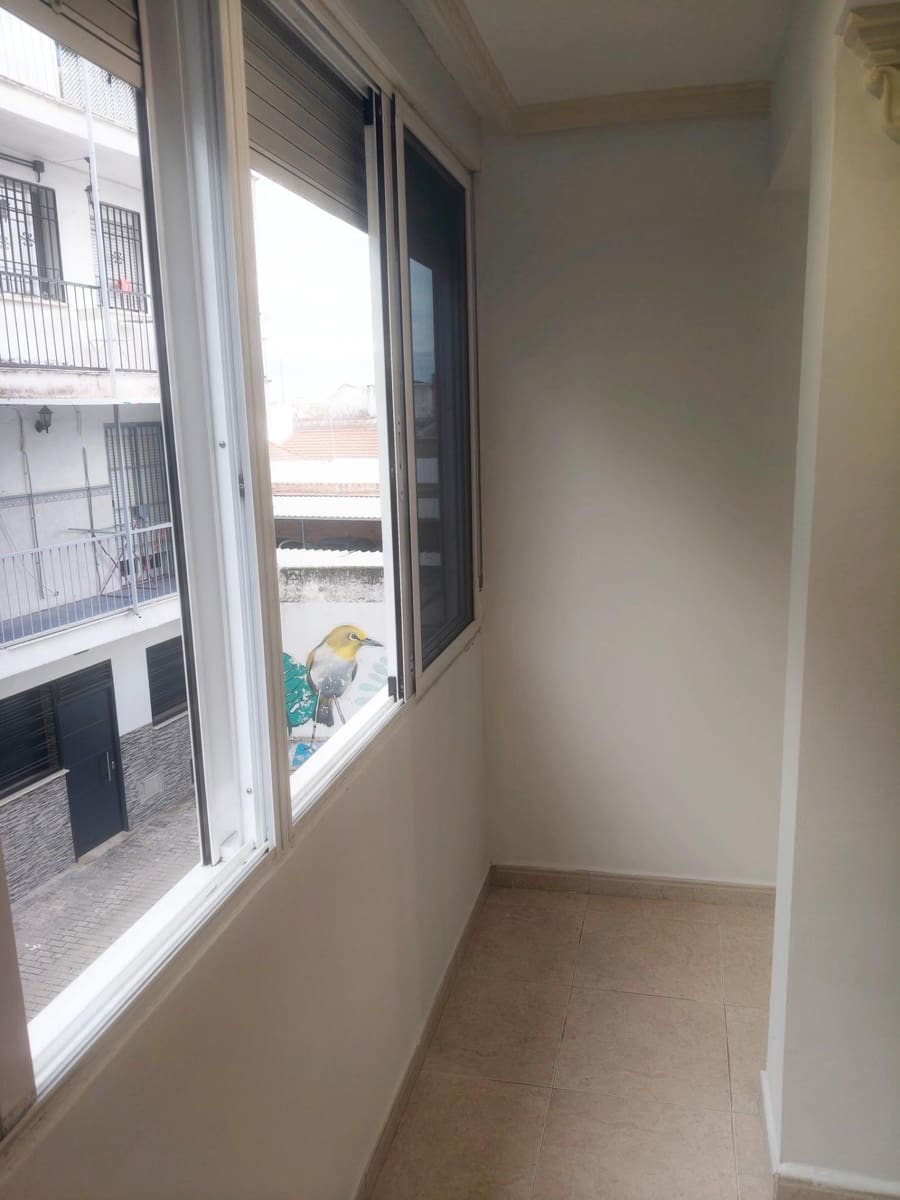 2 soverom Leilighet til leie i Cordoba by - € 650 (Ref: 9452225)