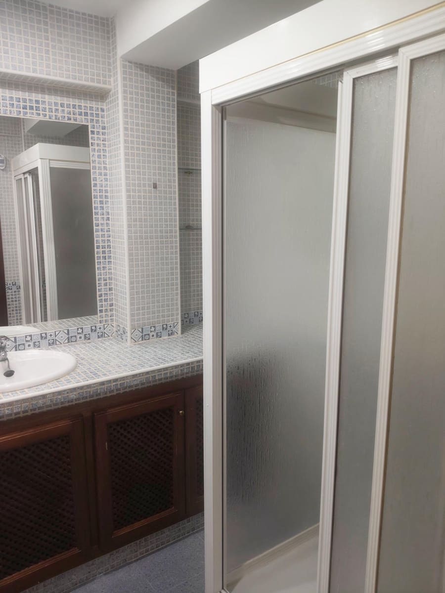 2 soverom Leilighet til leie i Cordoba by - € 650 (Ref: 9452225)