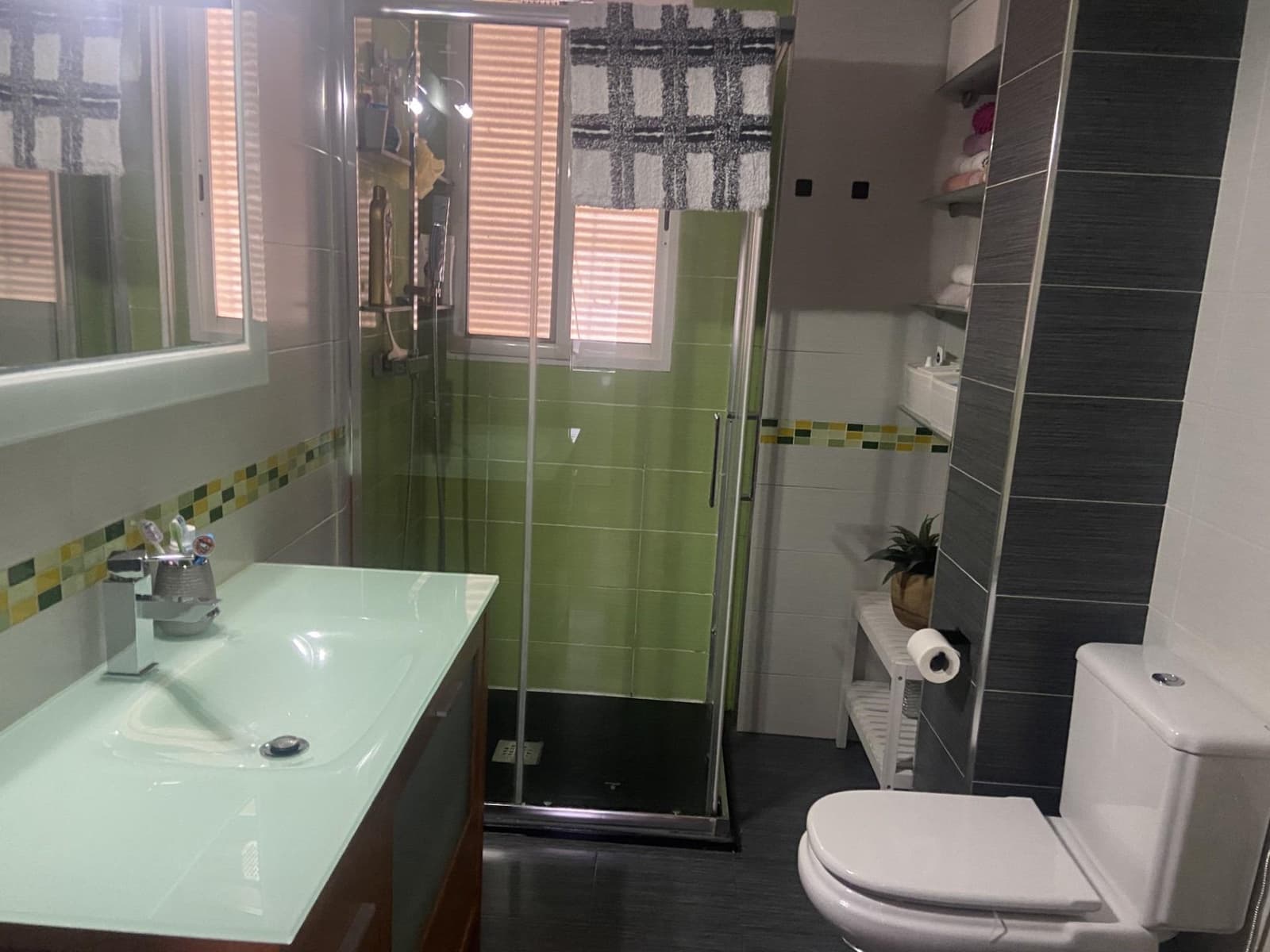 Piso de 3 habitaciones en Córdoba ciudad en venta - 165.000 € (Ref: 9452226)