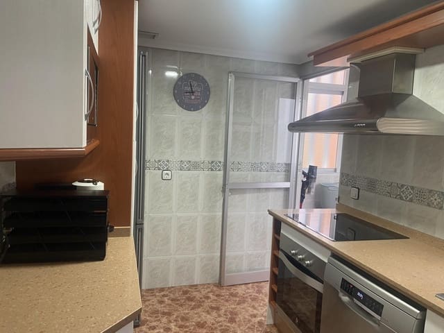 3 camera da letto Appartamento in vendita in Levante, Cordova città - 165.000 € (Rif: 9452226)
