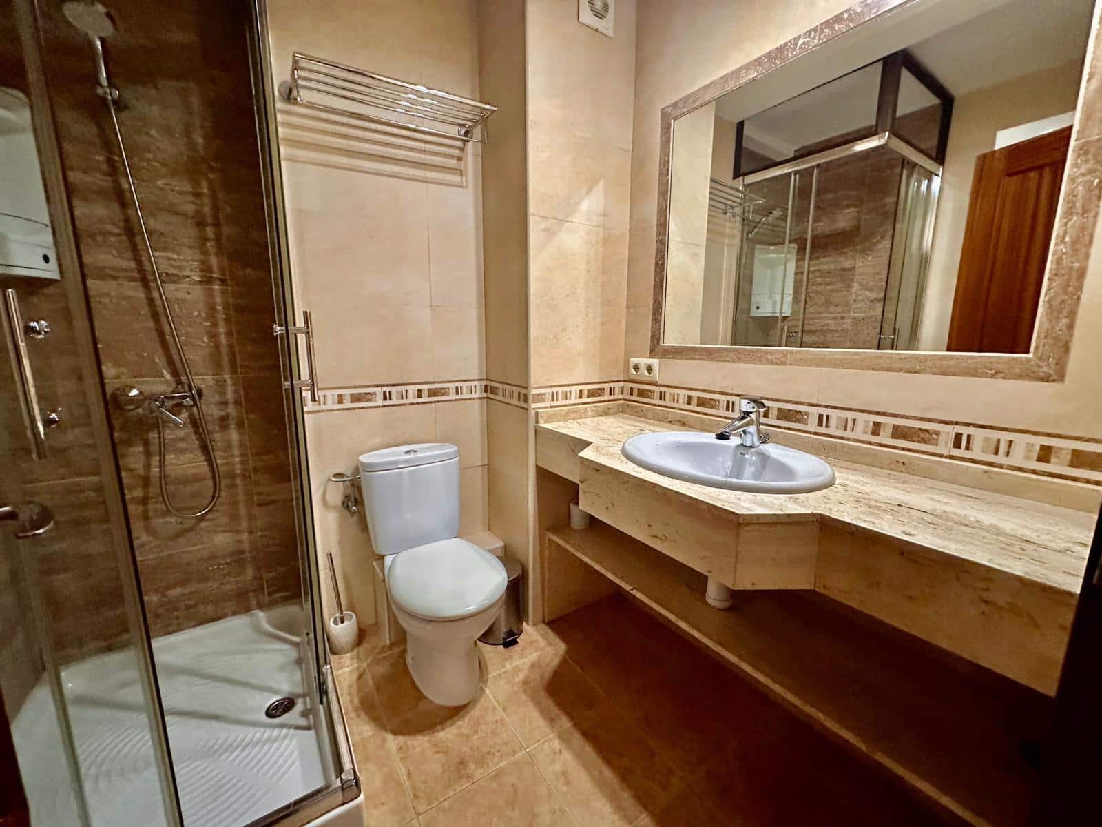 3 soverom Leilighet til leie i Cordoba by - € 700 (Ref: 9452228)