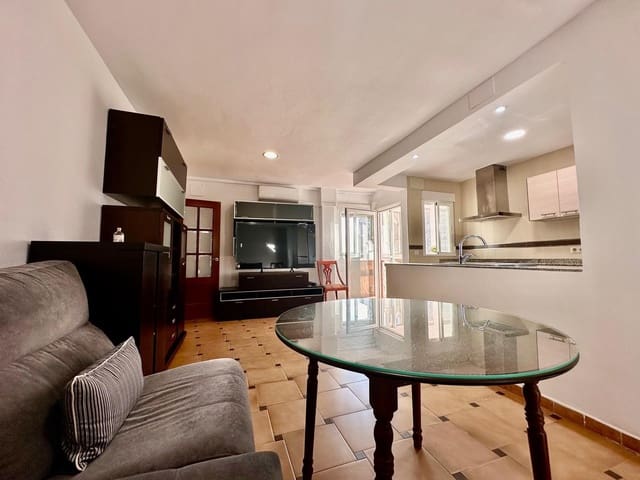 3 slaapkamer Flat te huur in Córdoba stad - € 700 (Ref: 9452228)