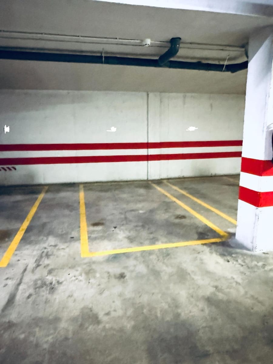 2 quarto Apartamento para venda em Cordova cidade com piscina garagem - 184 900 € (Ref: 9452796)