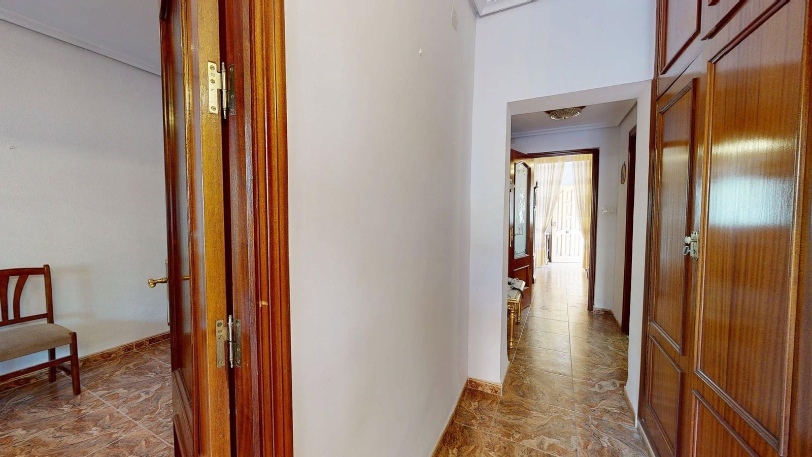 3 chambre Bungalow à vendre à Cordoue ville avec garage - 212 000 € (Ref: 9452797)