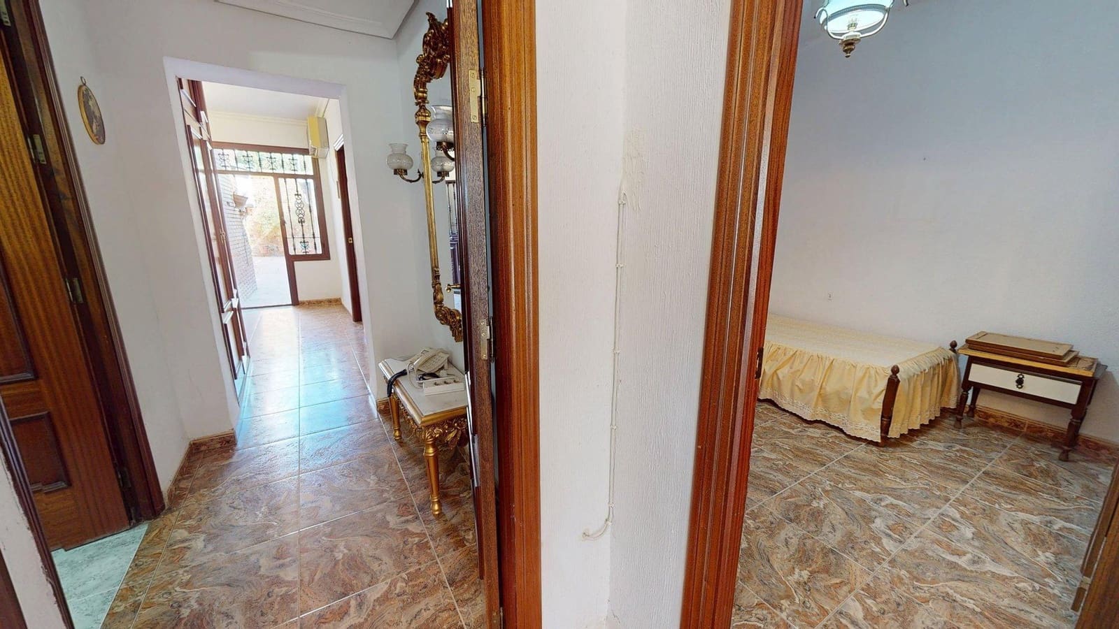 3 chambre Bungalow à vendre à Cordoue ville avec garage - 212 000 € (Ref: 9452797)