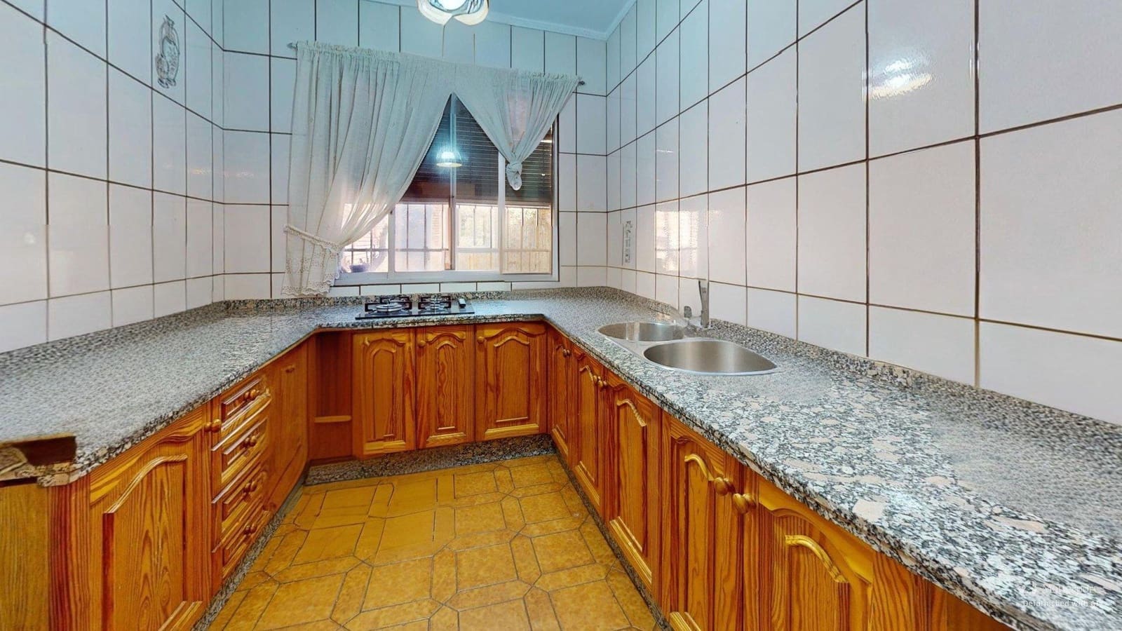 3 chambre Bungalow à vendre à Cordoue ville avec garage - 212 000 € (Ref: 9452797)