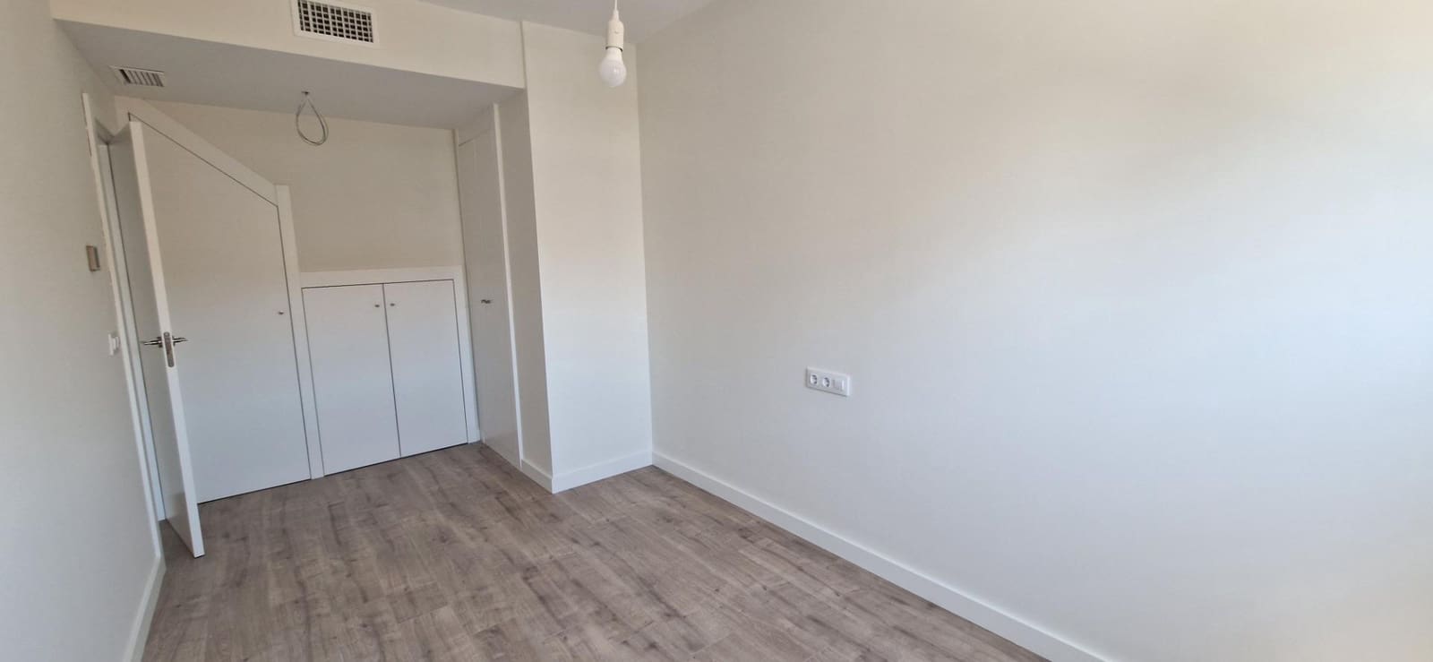 4 camera da letto Attico in vendita in Cordova citta con piscina garage - 459.000 € (Rif: 9453265)