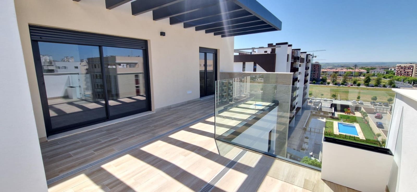 4 camera da letto Attico in vendita in Cordova citta con piscina garage - 459.000 € (Rif: 9453265)