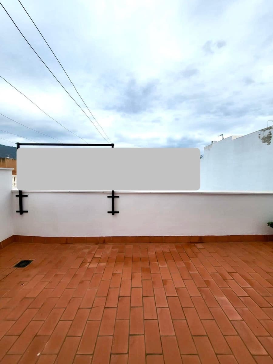 4 bedroom Flat for sale in Cordoba city with garage - € 325,000 (Ref: 9468539)