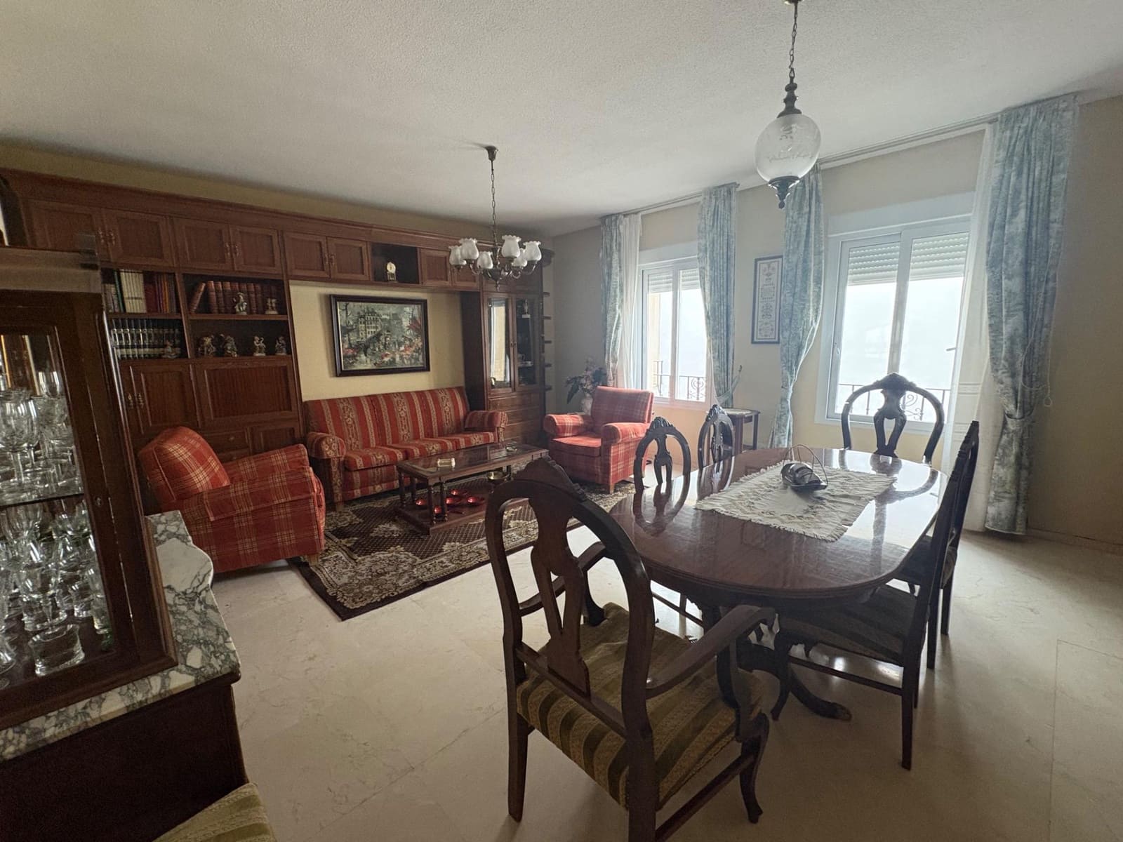 6 quarto Apartamento para venda em Cordova cidade com garagem - 385 000 € (Ref: 9470469)