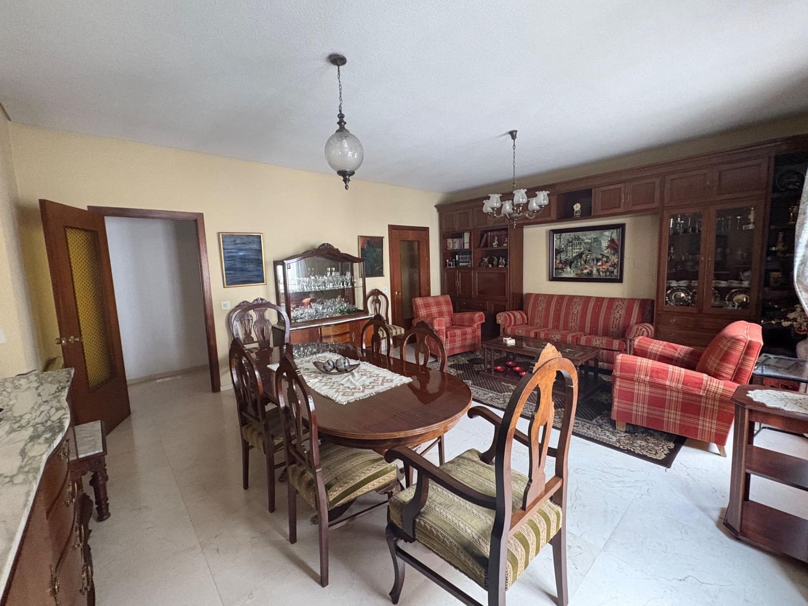 6 quarto Apartamento para venda em Cordova cidade com garagem - 385 000 € (Ref: 9470469)