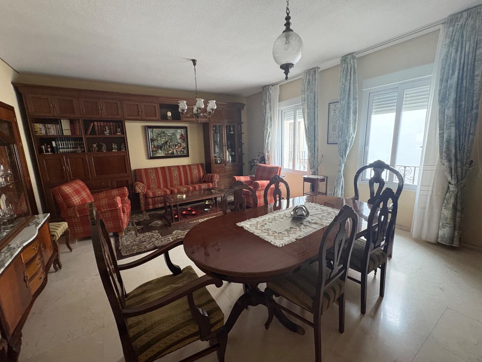 6 quarto Apartamento para venda em Cordova cidade com garagem - 385 000 € (Ref: 9470469)