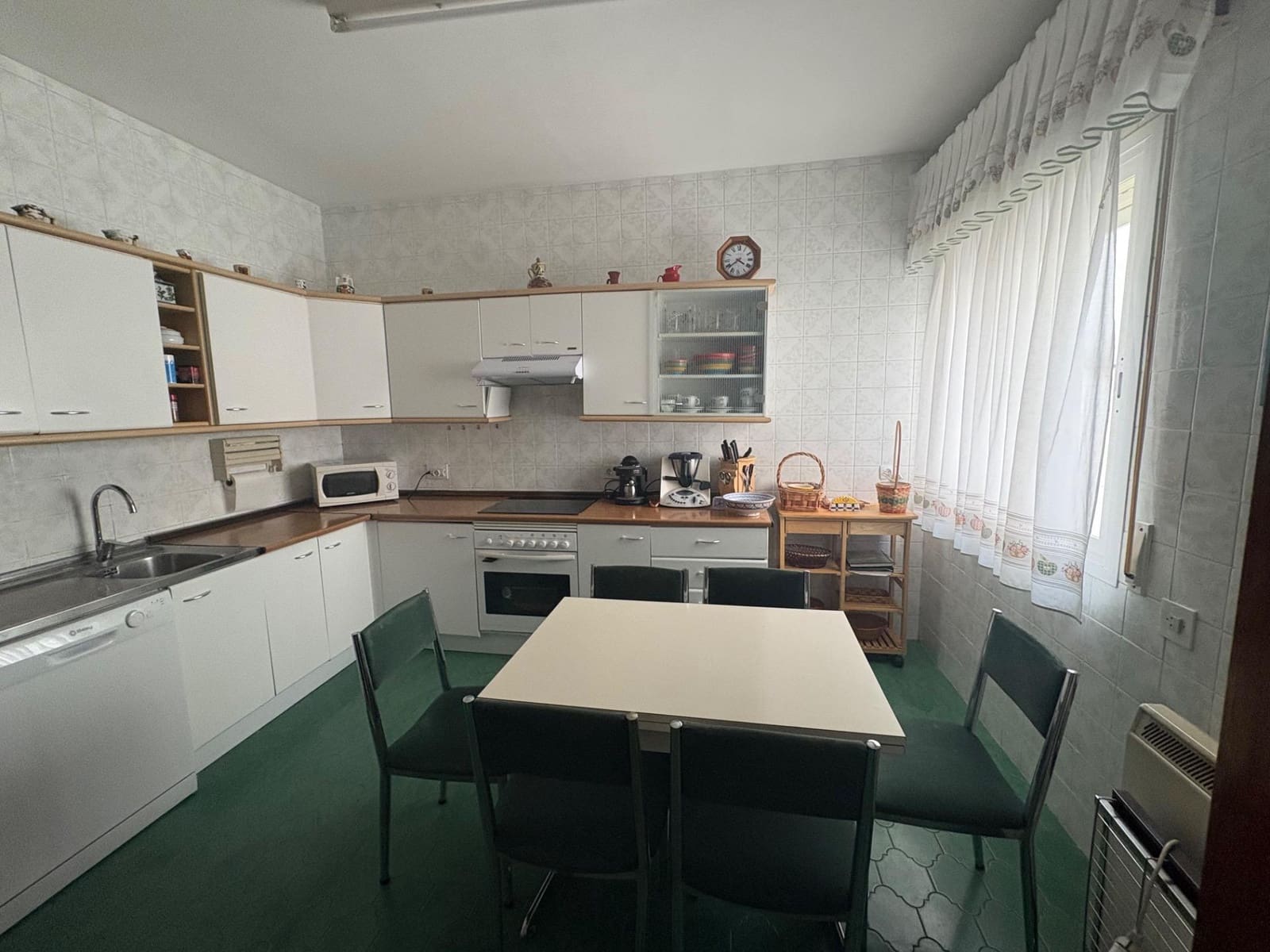 6 quarto Apartamento para venda em Cordova cidade com garagem - 385 000 € (Ref: 9470469)