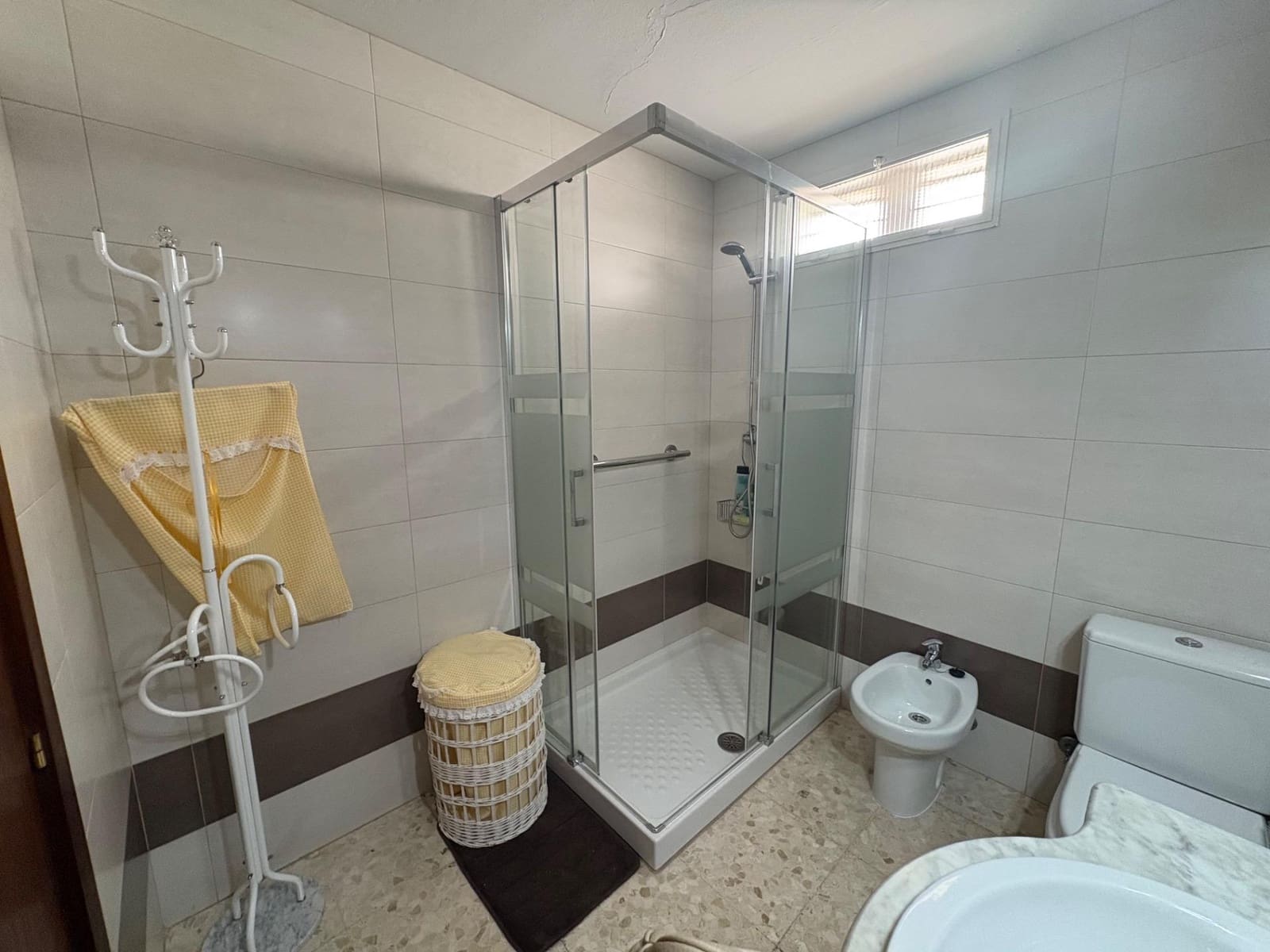 6 quarto Apartamento para venda em Cordova cidade com garagem - 385 000 € (Ref: 9470469)