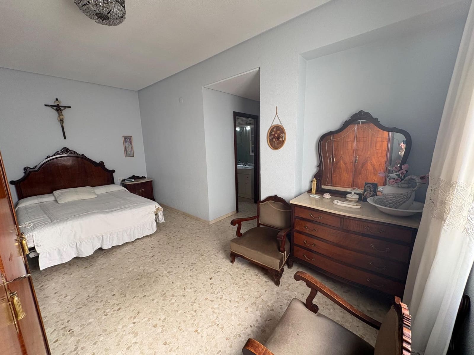 6 quarto Apartamento para venda em Cordova cidade com garagem - 385 000 € (Ref: 9470469)