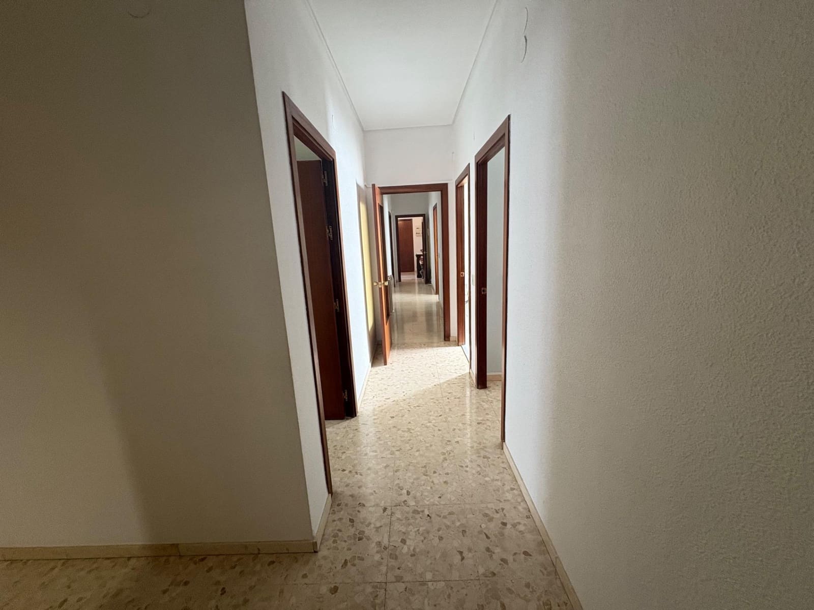 6 quarto Apartamento para venda em Cordova cidade com garagem - 385 000 € (Ref: 9470469)