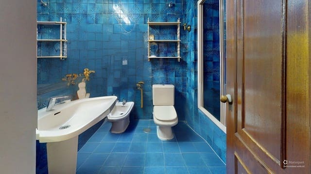 Piso de 5 habitaciones en Santa Rosa, Córdoba ciudad en venta con piscina garaje - 400.000 € (Ref: 9471215)