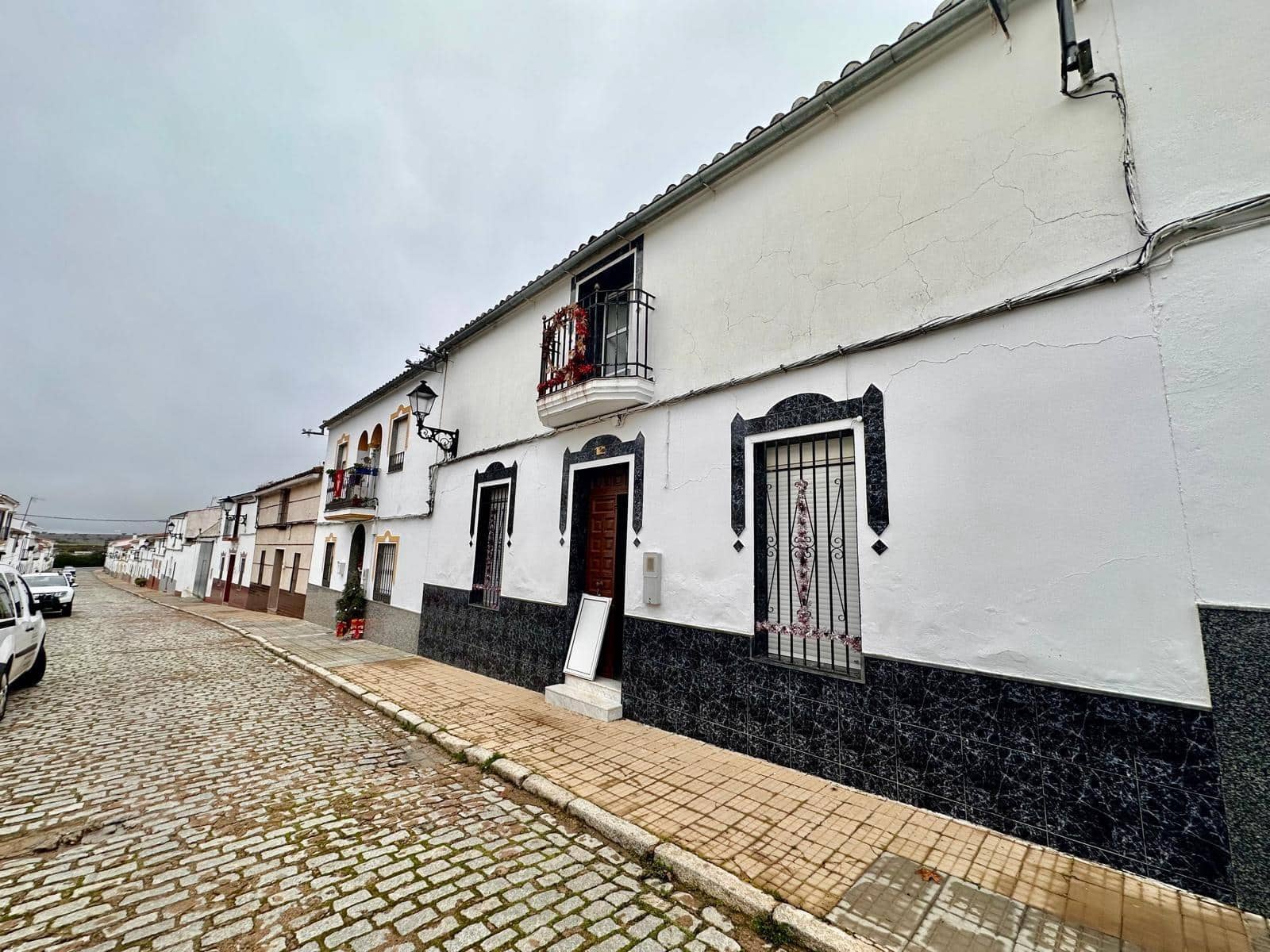 3 makuuhuone Maalaistalo myytävänä paikassa Fuente Obejuna - 70 000 € (Ref: 9471216)