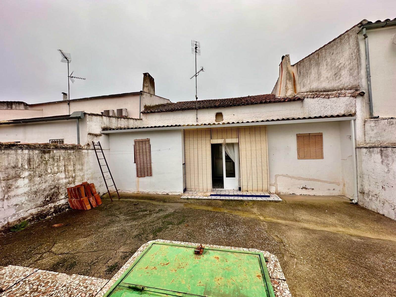 3 makuuhuone Maalaistalo myytävänä paikassa Fuente Obejuna - 70 000 € (Ref: 9471216)