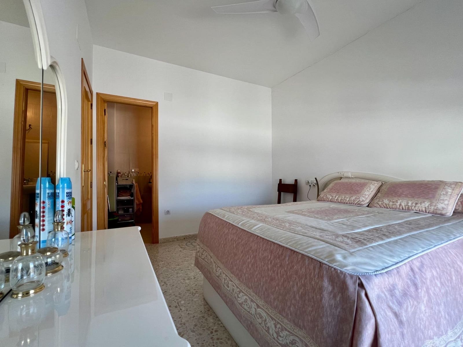 3 soverom Rekkehus til salgs i La Carlota med garasje - € 160 000 (Ref: 9473042)