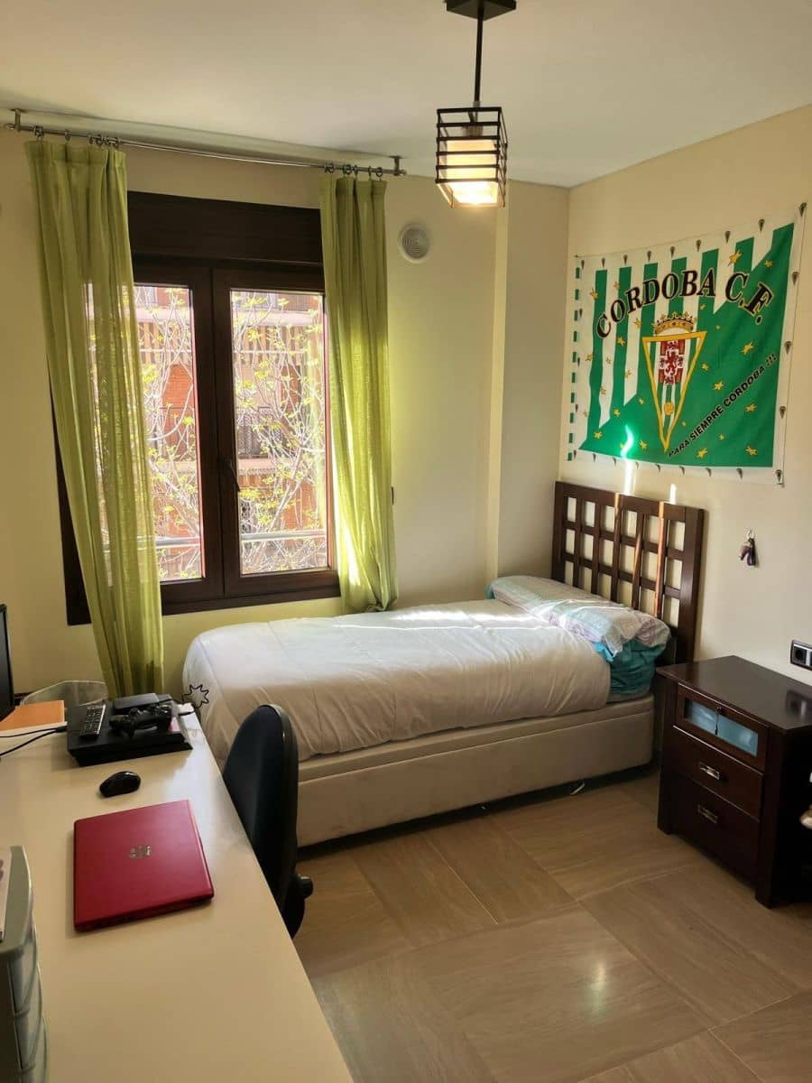 4 bedroom Flat for sale in Cordoba city - € 370,000 (Ref: 9476203)